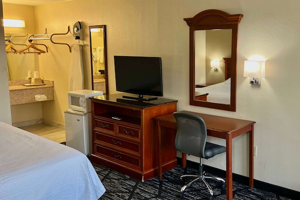 Desk, blackout curtains, iron/ironing board, free WiFi