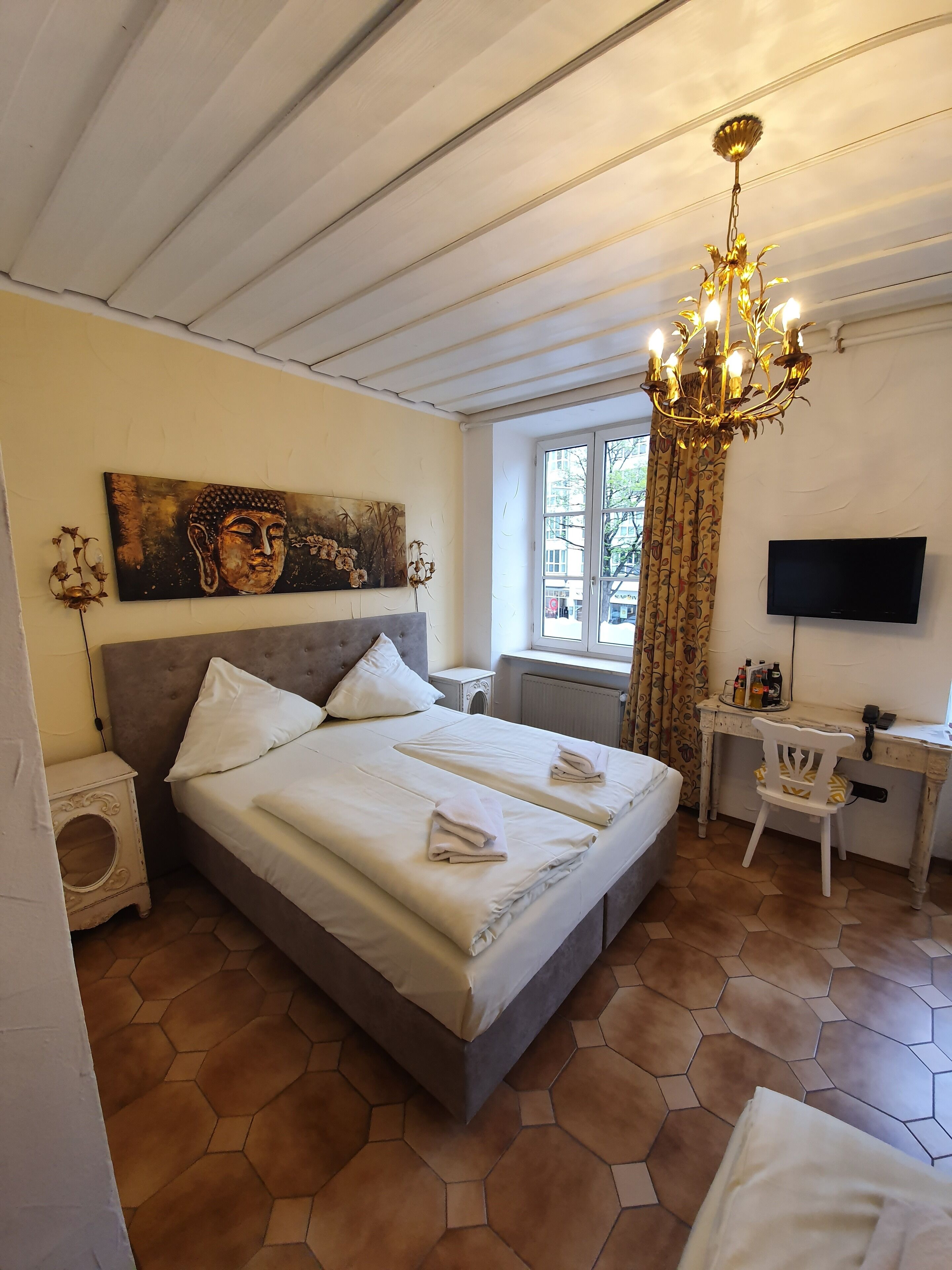 Standard Double Room | Iron/ironing board, free cribs/infant beds, WiFi