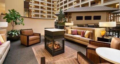 Embassy Suites by Hilton Chicago North Shore Deerfield