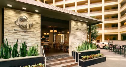 Embassy Suites by Hilton Chicago North Shore Deerfield