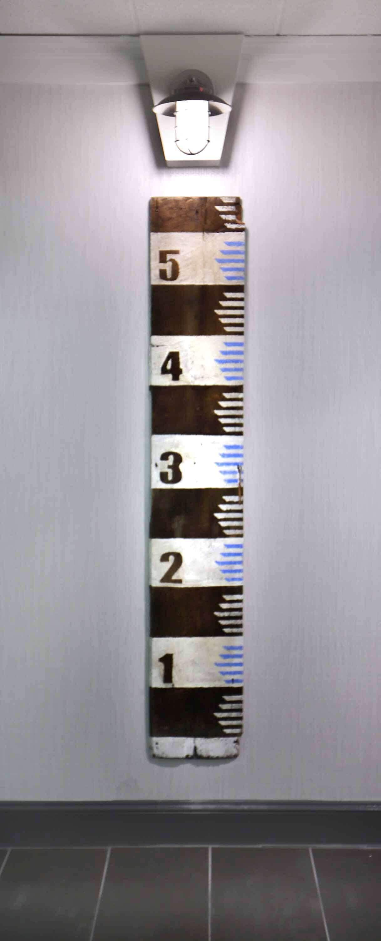 breakfast and dinner served, american cuisine