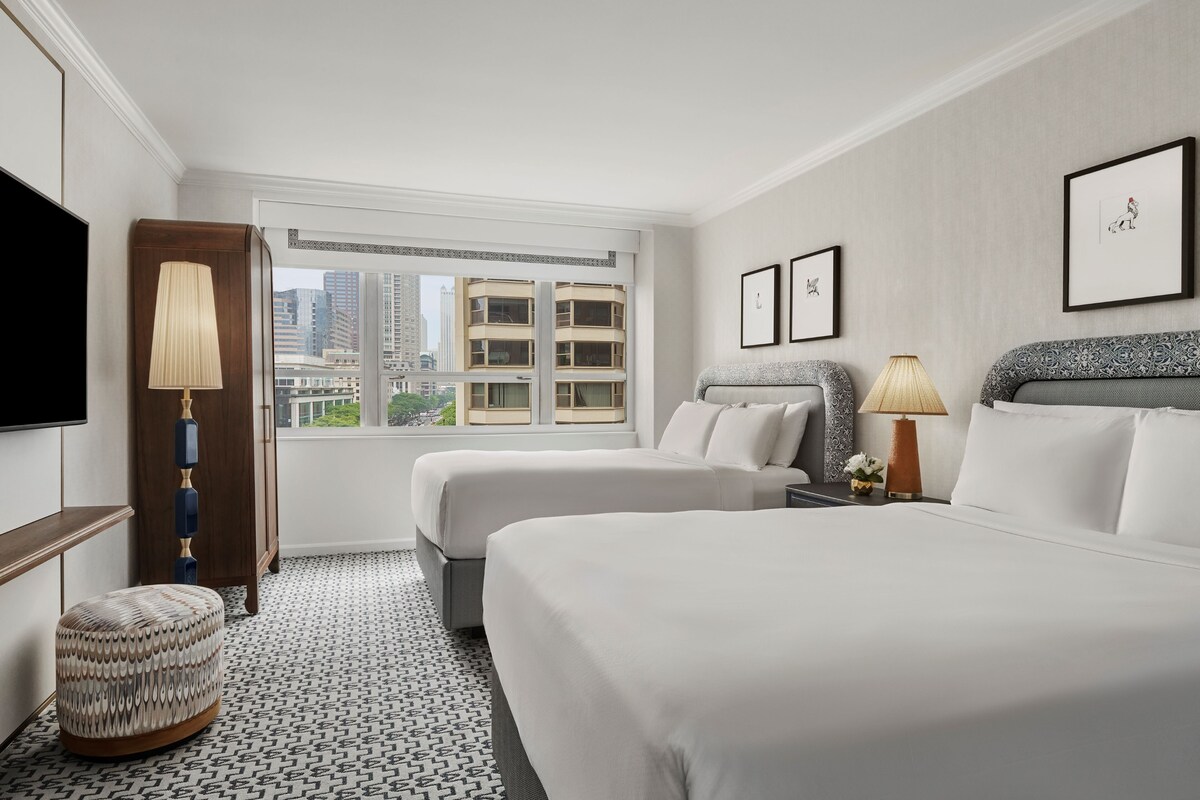 Egyptian cotton sheets, premium bedding, down comforters, pillowtop beds