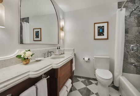 InterContinental Chicago Magnificent Mile, an IHG Hotel - Image 117