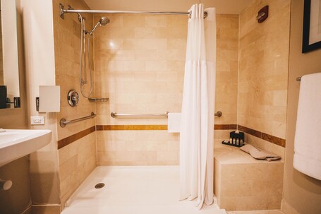 InterContinental Chicago Magnificent Mile, an IHG Hotel - Image 25
