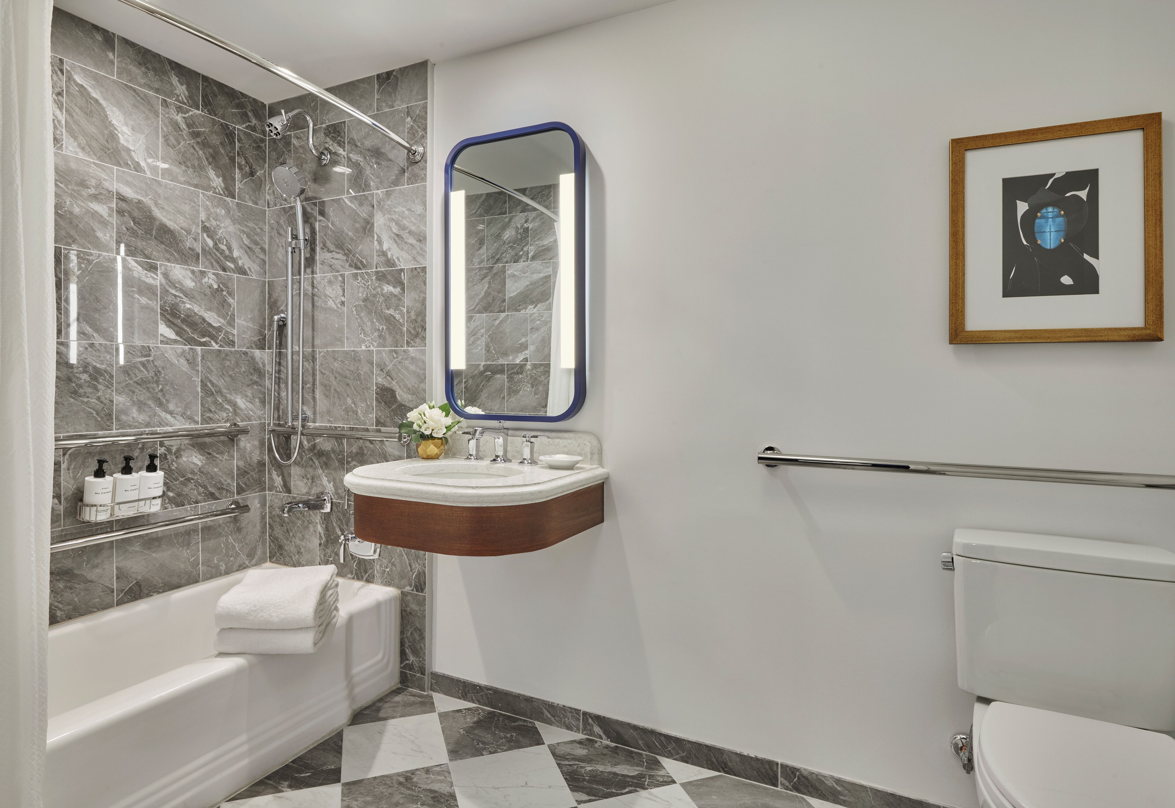 Combined shower/bathtub, free toiletries, hair dryer, bathrobes