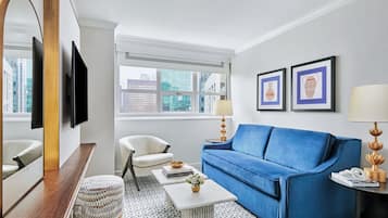 Egyptian cotton sheets, premium bedding, down comforters, pillowtop beds