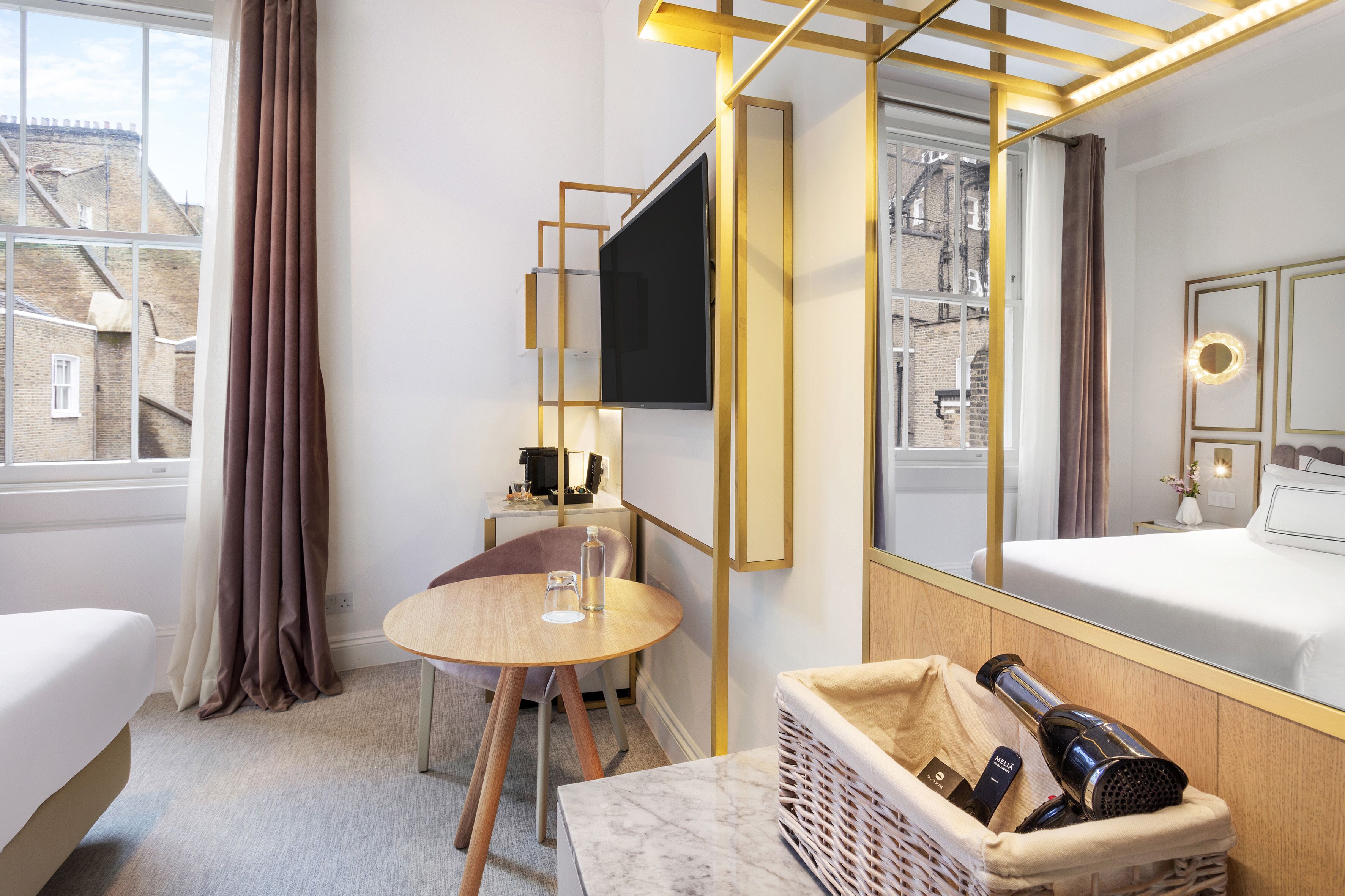 classic single room | 1 bedroom, frette italian sheets, premium bedding, minibar