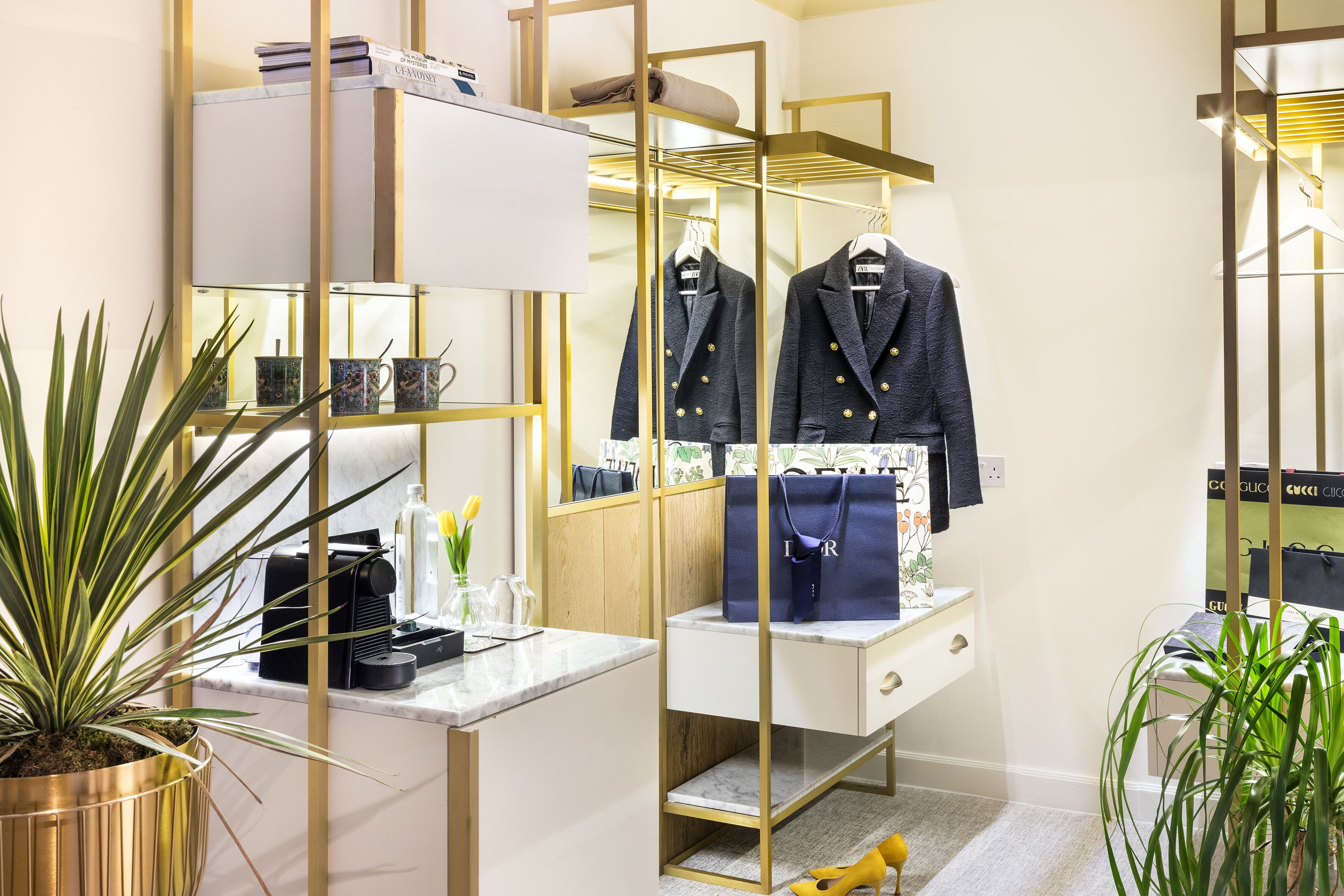 1 bedroom, frette italian sheets, premium bedding, minibar