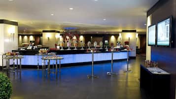 Sảnh tiếp tân