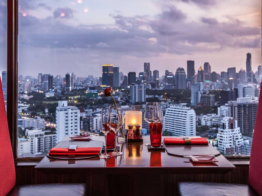 Daily buffet breakfast (THB 883 per person)