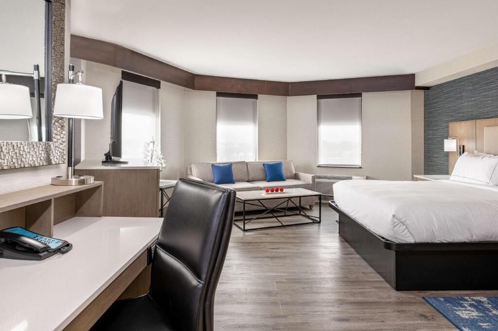 In-room safe, iron/ironing board, free cribs/infant beds, free WiFi