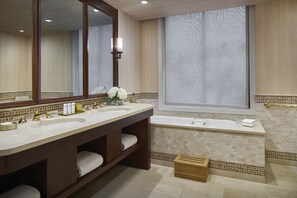 Premier Room, 2 Double Beds, City View | Bathroom | Designer toiletries, hair dryer, towels