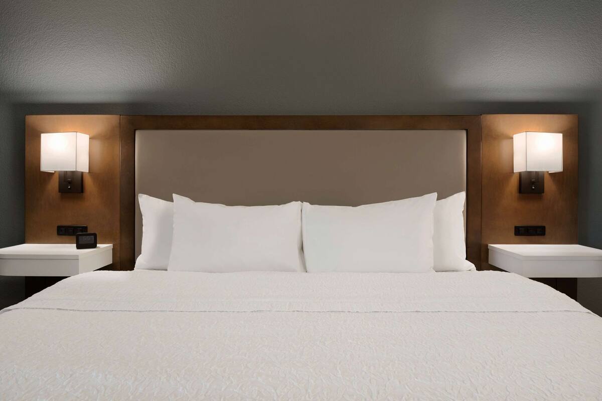 1 Schlafzimmer, Allergikerbettwaren, individuell eingerichtet