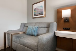 Room, 1 King Bed with Sofa bed, Non Smoking (Study) | 1 bedroom, hypo-allergenic bedding, individually furnished, desk