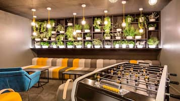 Coin salon dans le hall