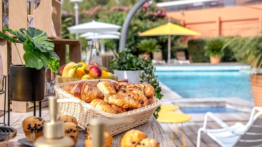 Mercure Hyeres Centre CĂŽte d'Azur