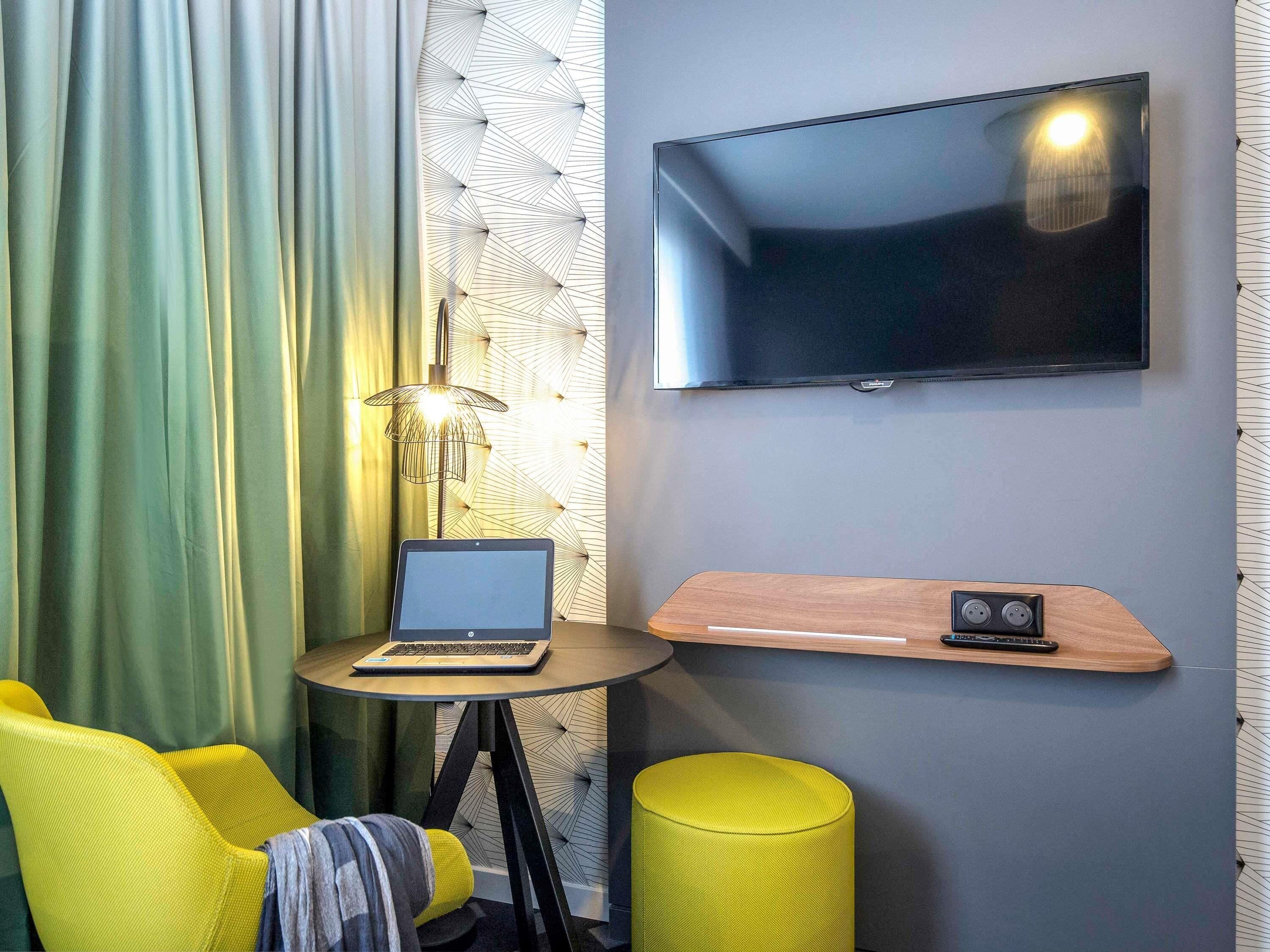 In-room safe, desk, blackout drapes, soundproofing