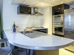 Apartment, 1 Double Bed with Sofa bed | Private kitchen