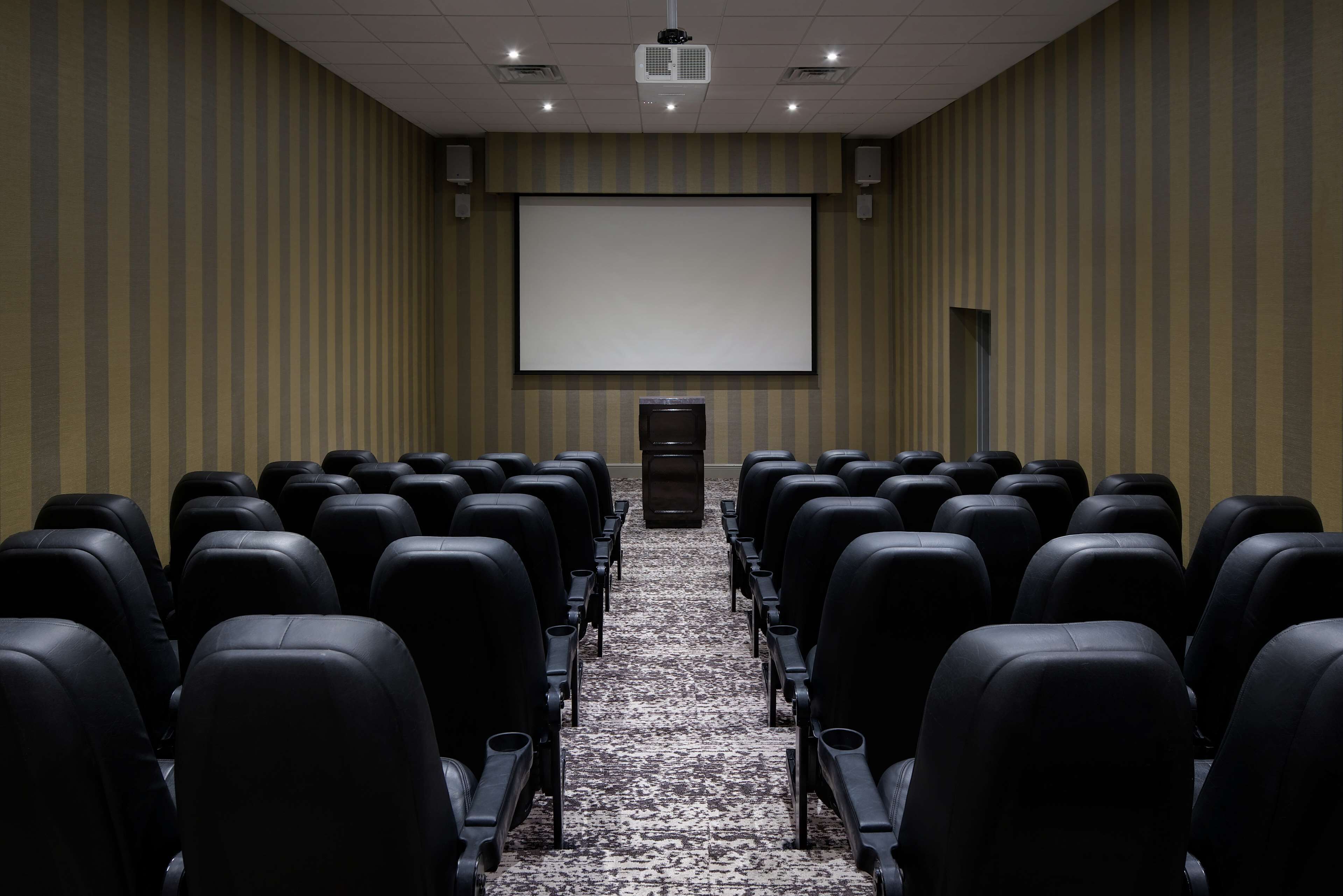 Photo - DoubleTree by Hilton Orlando East - UCF Area