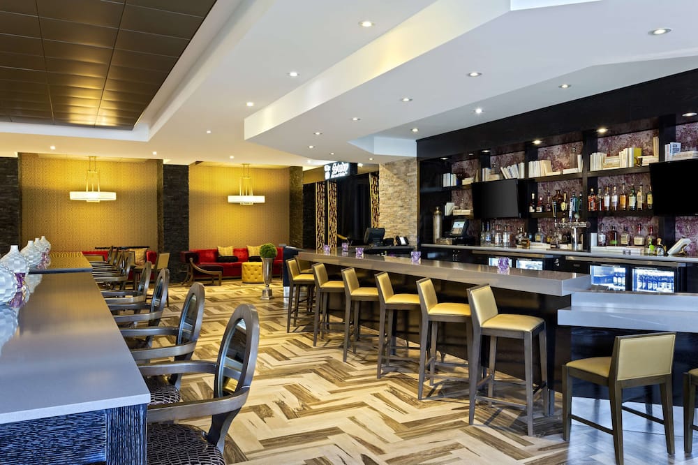 DoubleTree by Hilton Hotel Orlando East - UCF Area