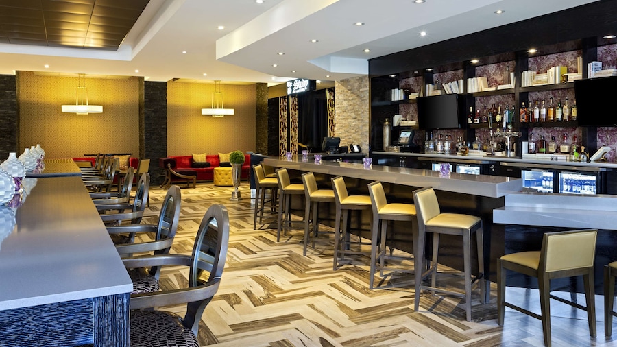 DoubleTree by Hilton Hotel Orlando East - UCF Area