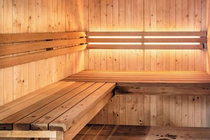 Piscine intérieure