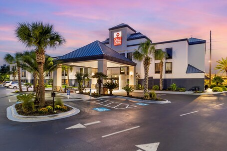 Best Western Plus Myrtle Beach @ Intracoastal - Image 1