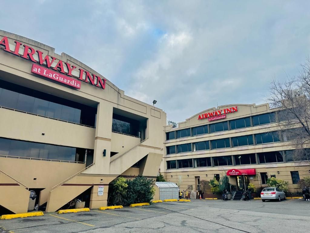 Photo - Airway Inn at LaGuardia