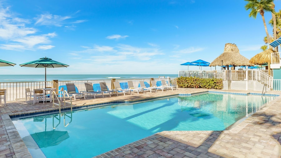 DoubleTree Beach Resort by Hilton Tampa Bay - North Redingto