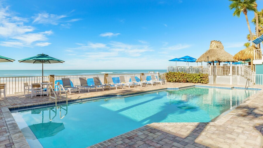 DoubleTree Beach Resort by Hilton Tampa Bay - North Redingto
