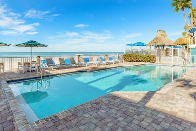 DoubleTree Beach Resort by Hilton Tampa Bay - North Redingto