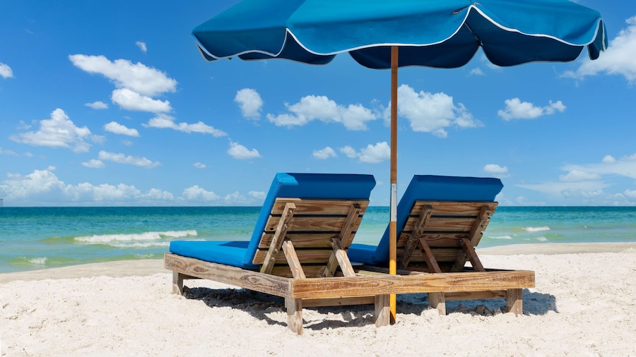 DoubleTree Beach Resort by Hilton Tampa Bay - North Redingto