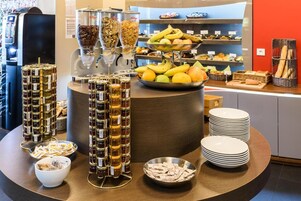 Daily buffet breakfast (EUR 17 per person)