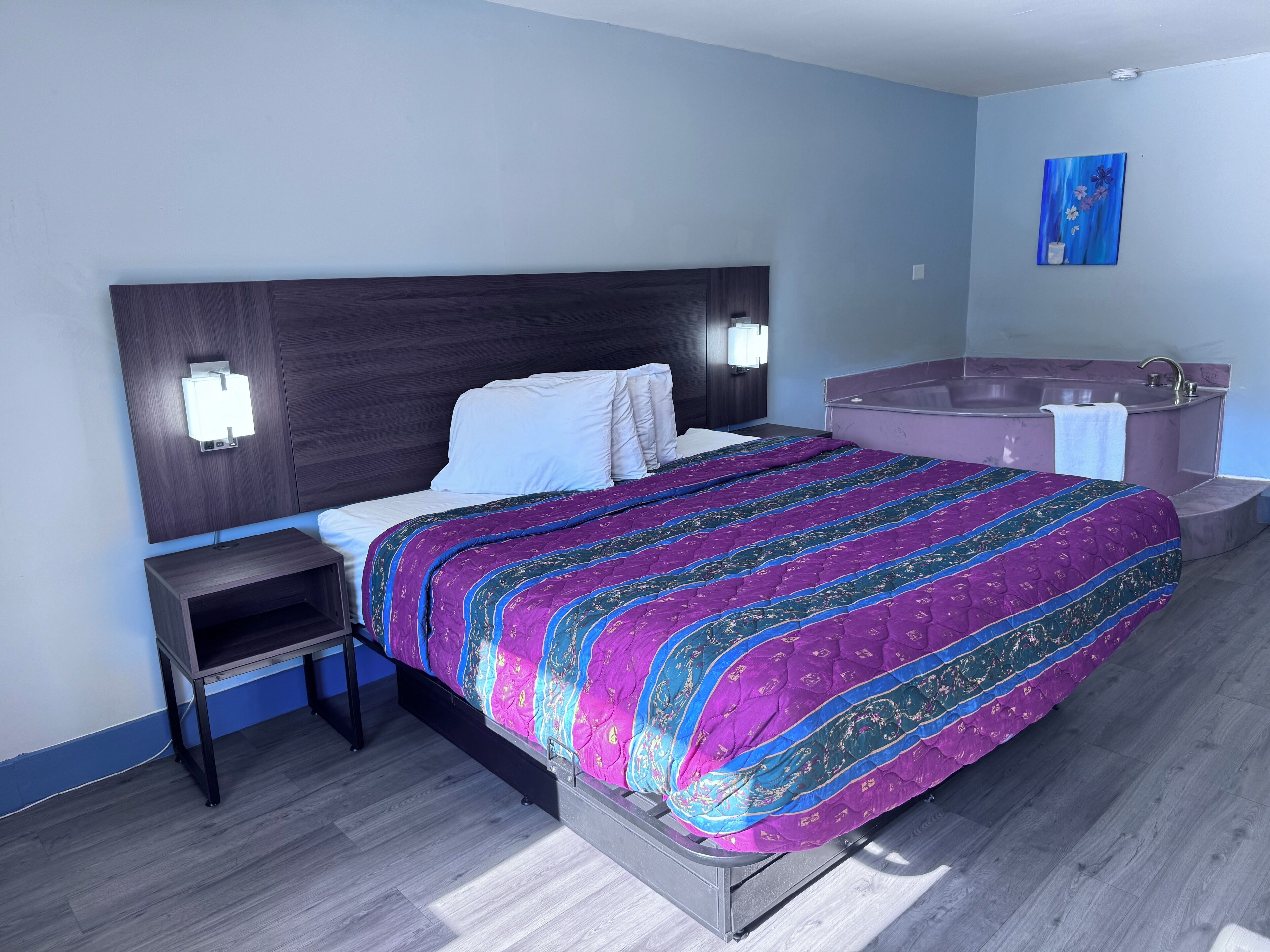 Honeymoon Single Room (327503716) | Iron/ironing board, free WiFi, bed sheets