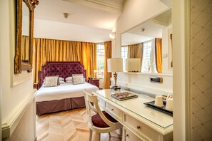 Deluxe Double or Twin Room | Premium bedding, minibar, in-room safe, desk