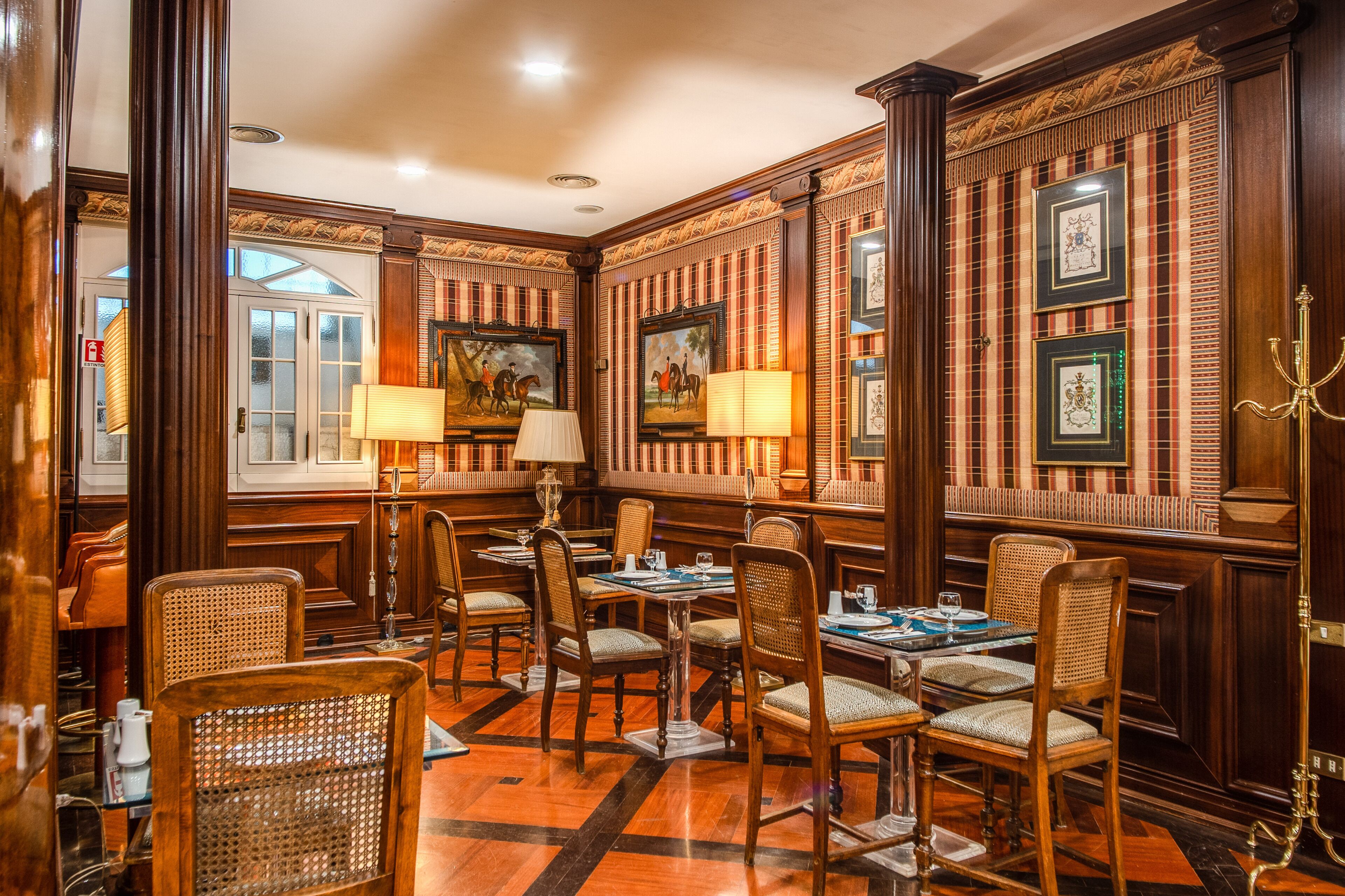 daily buffet breakfast (eur 15 per person)