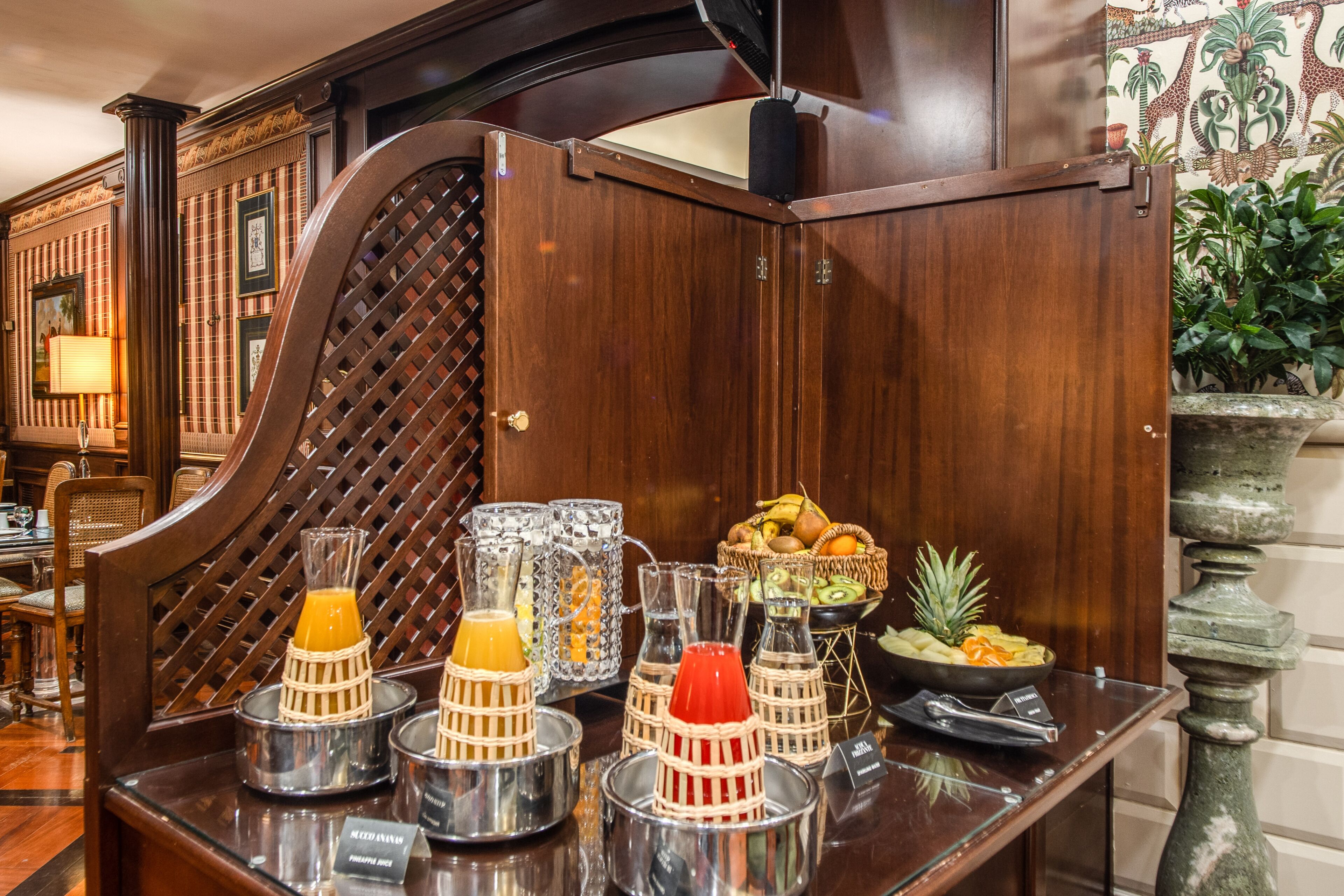 daily buffet breakfast (eur 15 per person)