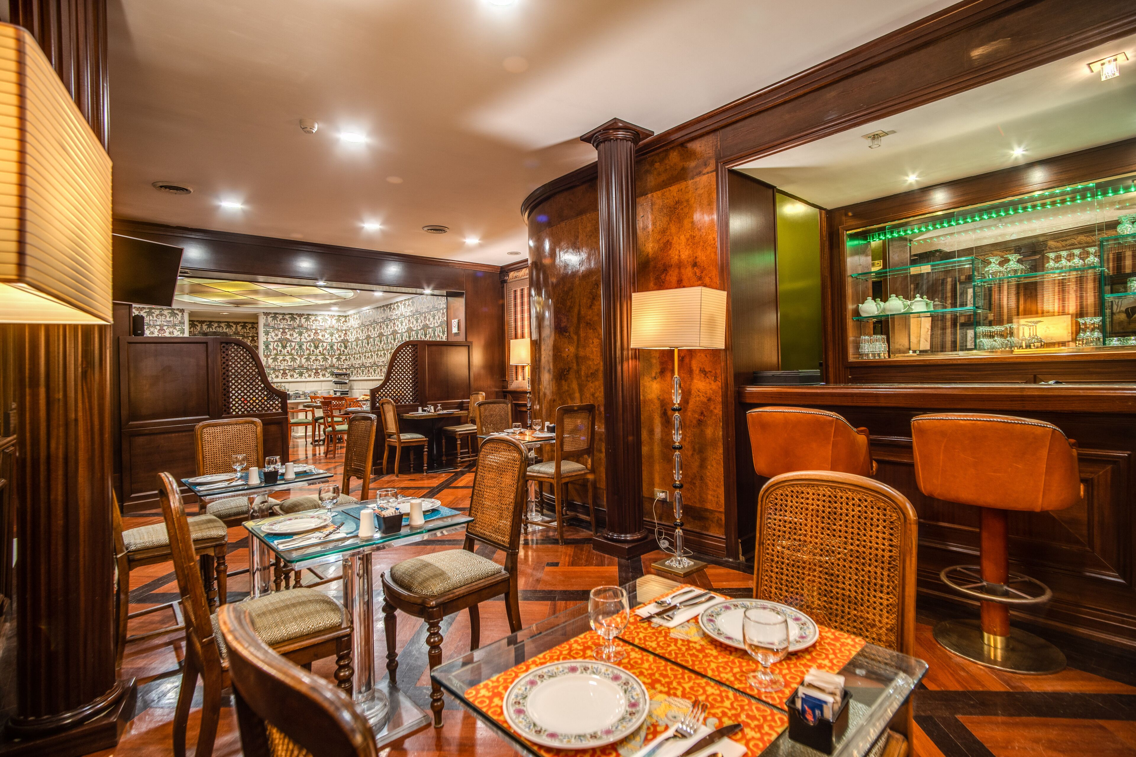 daily buffet breakfast (eur 15 per person)