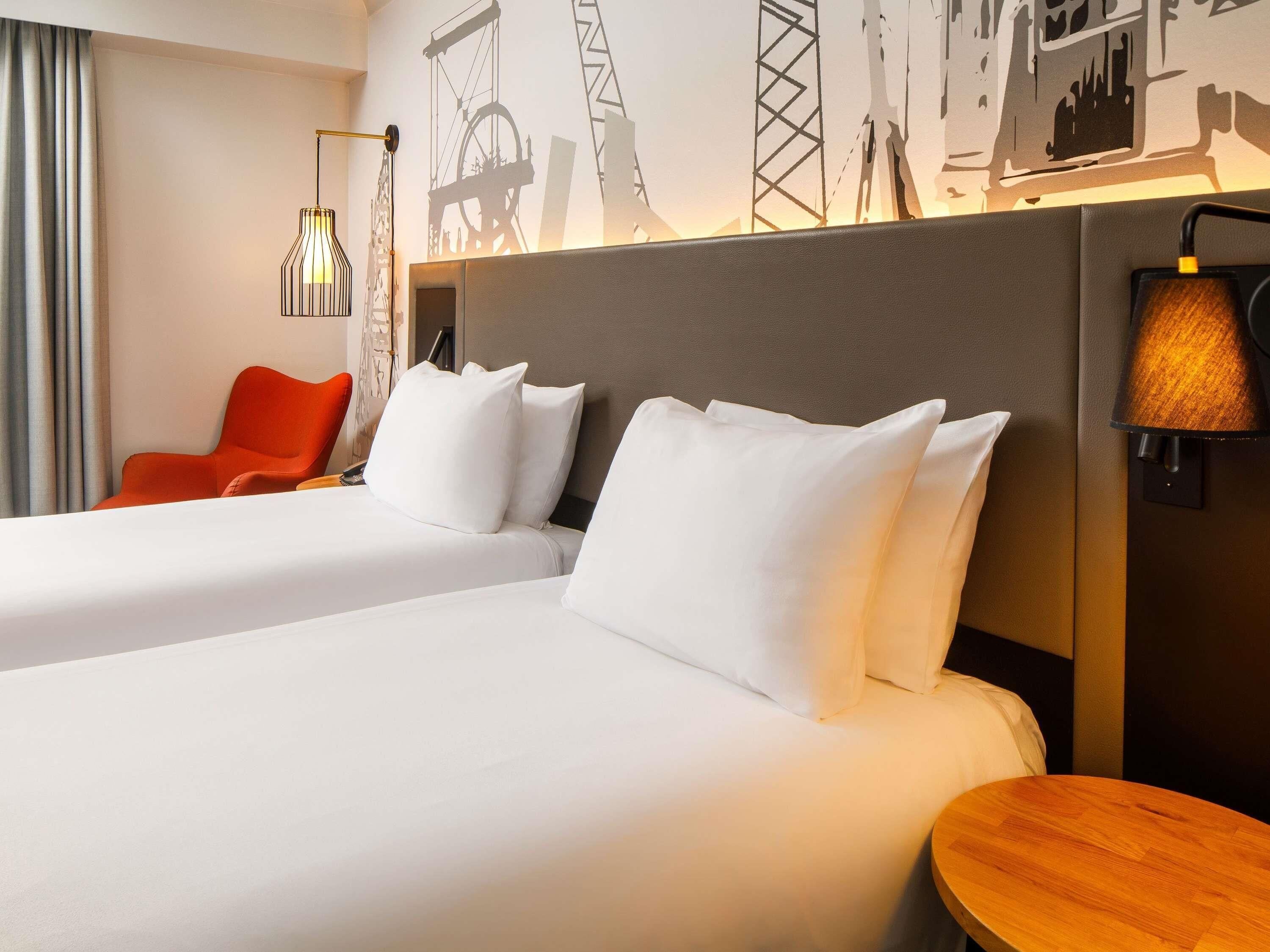 Classic-huone, 2 yhden hengen sänkyä | 20 makuuhuonetta, ylelliset vuodevaatteet