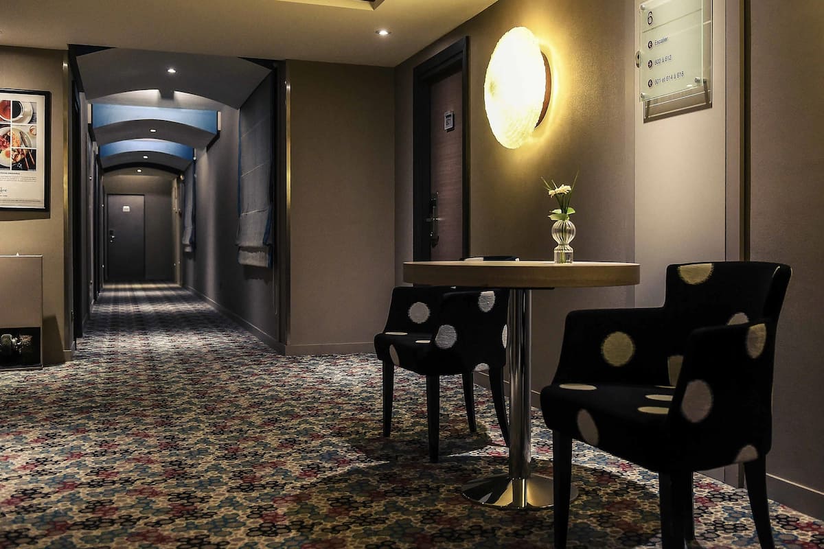 Minibar, in-room safe, desk, blackout curtains