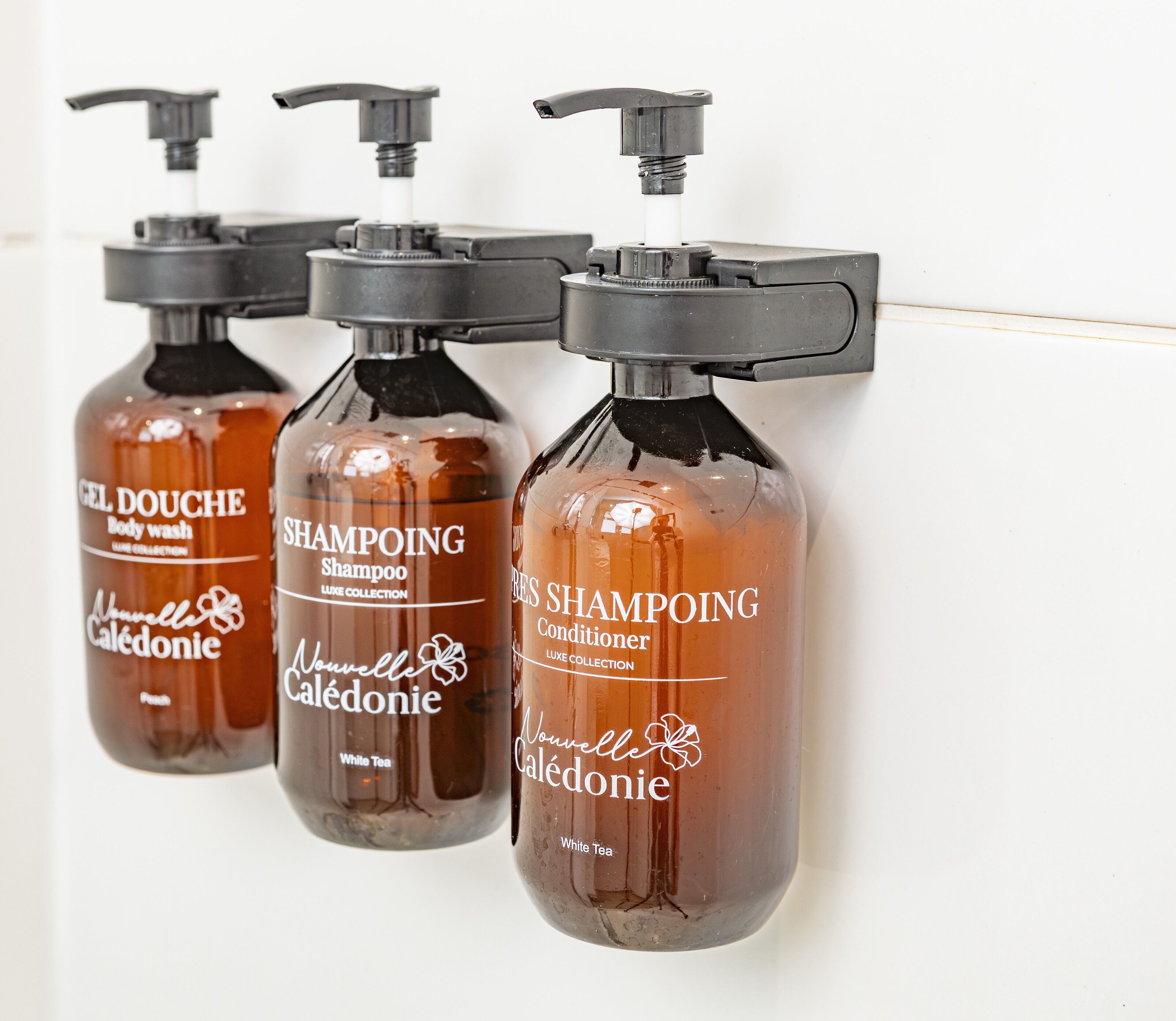 shower, rainfall showerhead, free toiletries, hair dryer