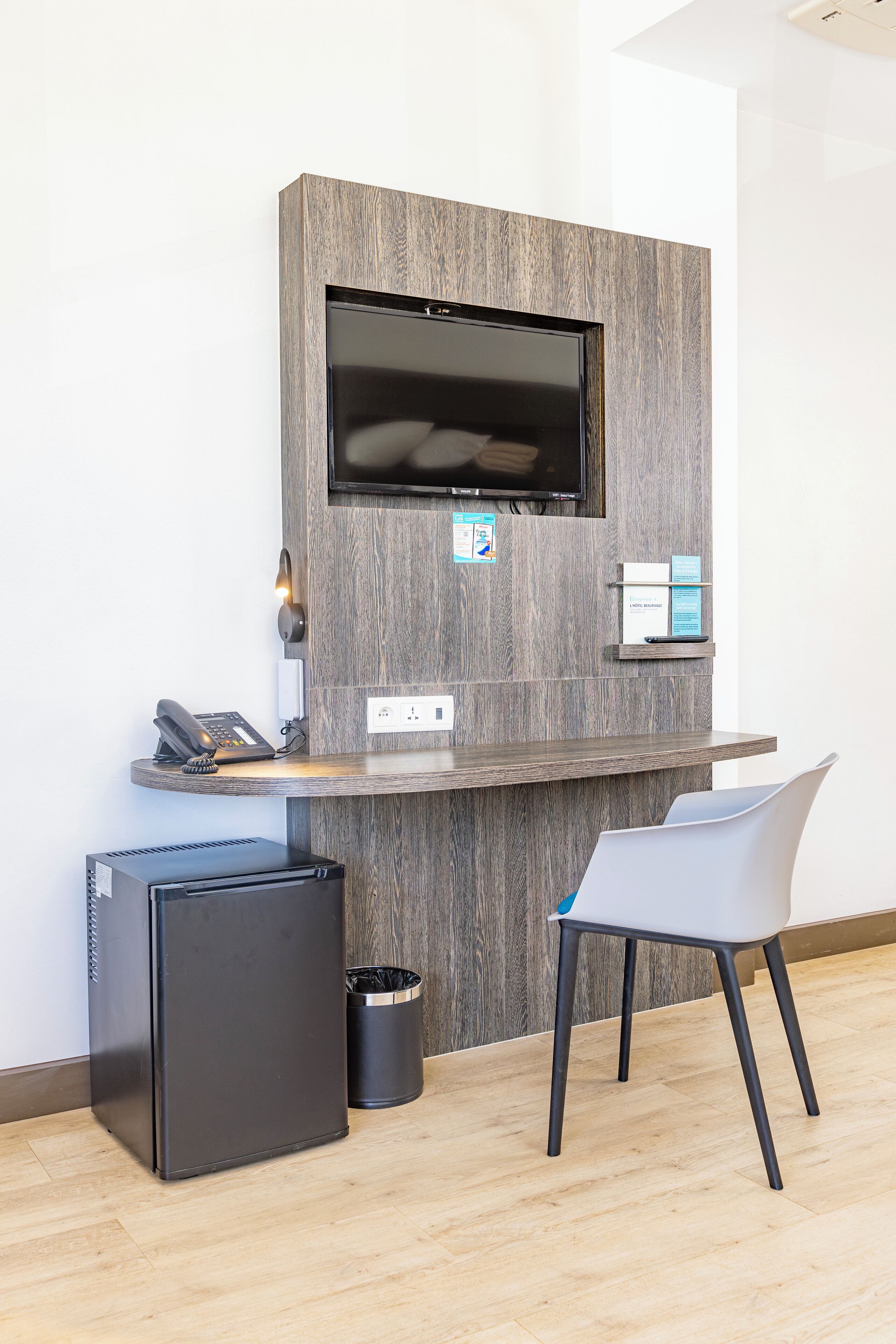 deluxe room, 1 double bed with sofa bed, lagoon view (2 guests) | in-room safe, individually furnished, desk, blackout curtains