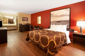 Room, 1 Queen Bed, Non Smoking | In-room safe, individually decorated, individually furnished