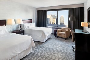 Premium bedding, pillowtop beds, in-room safe, iron/ironing board - The Westin Edmonton (Edmonton)