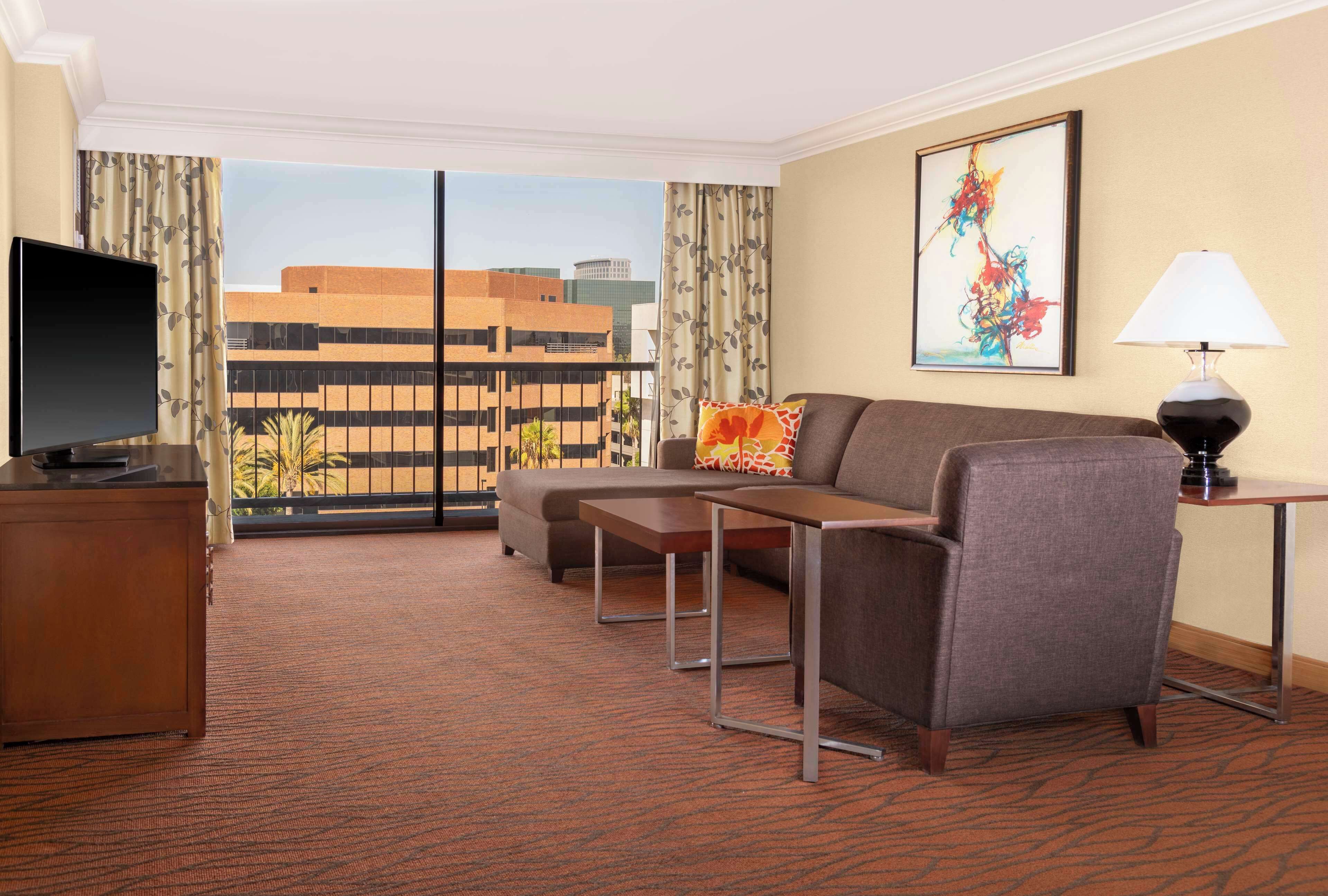 42-inch flat-screen tv with cable channels, tv