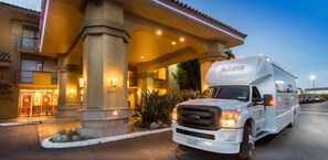 Front of property - evening/night - The Hotel Fullerton Anaheim (Fullerton)