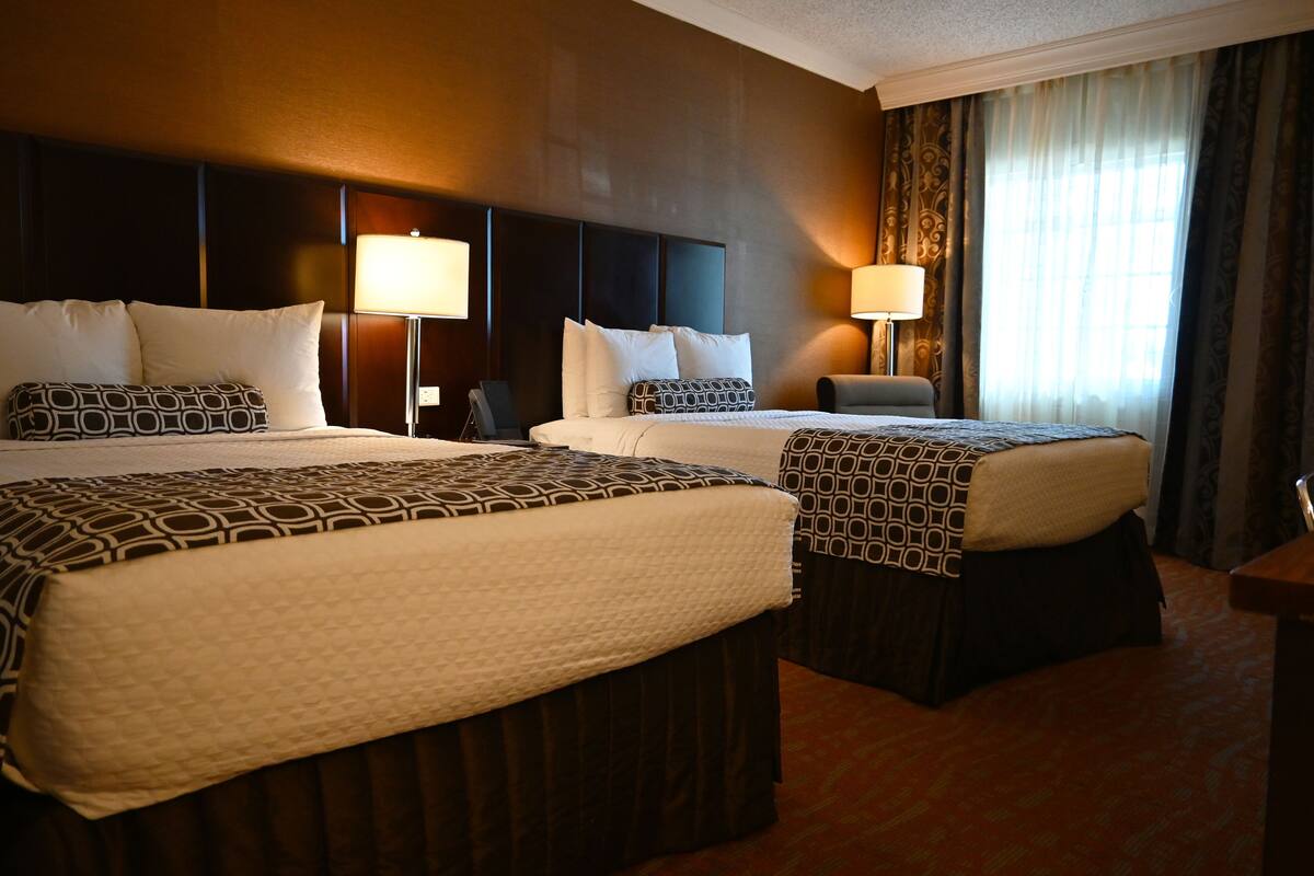 Standard Room, 2 Double Beds, Accessible | Premium bedding, in-room safe, desk, laptop workspace
