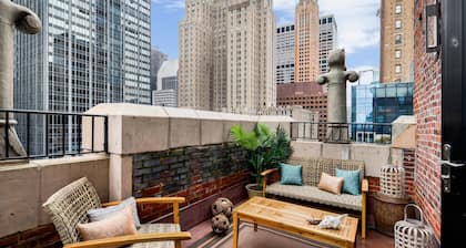 The Lexington Hotel, Autograph Collection