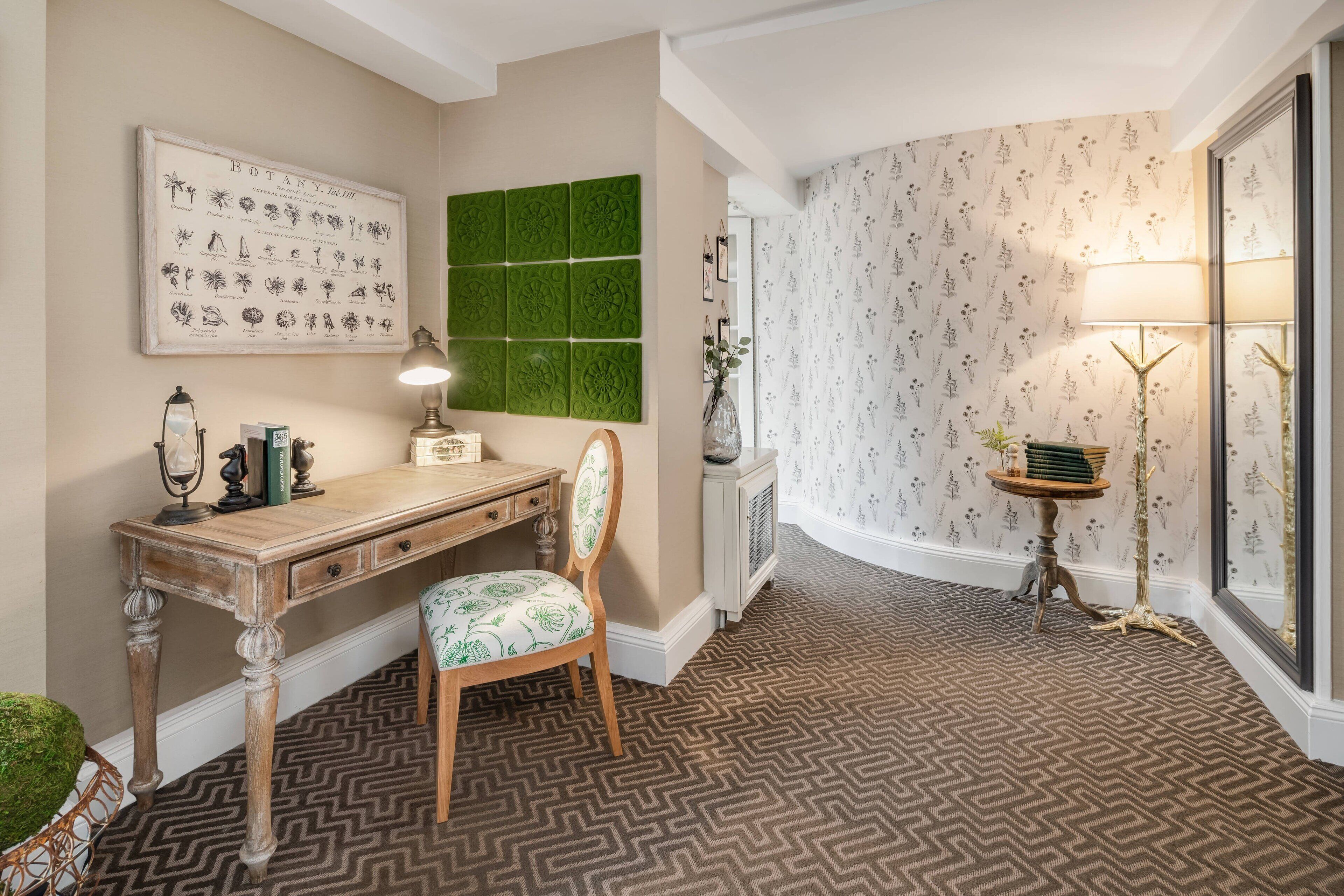 suite, 1 queen bed | in-room safe, desk, laptop workspace, blackout curtains