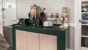 Desayuno continental incluido todos los días 